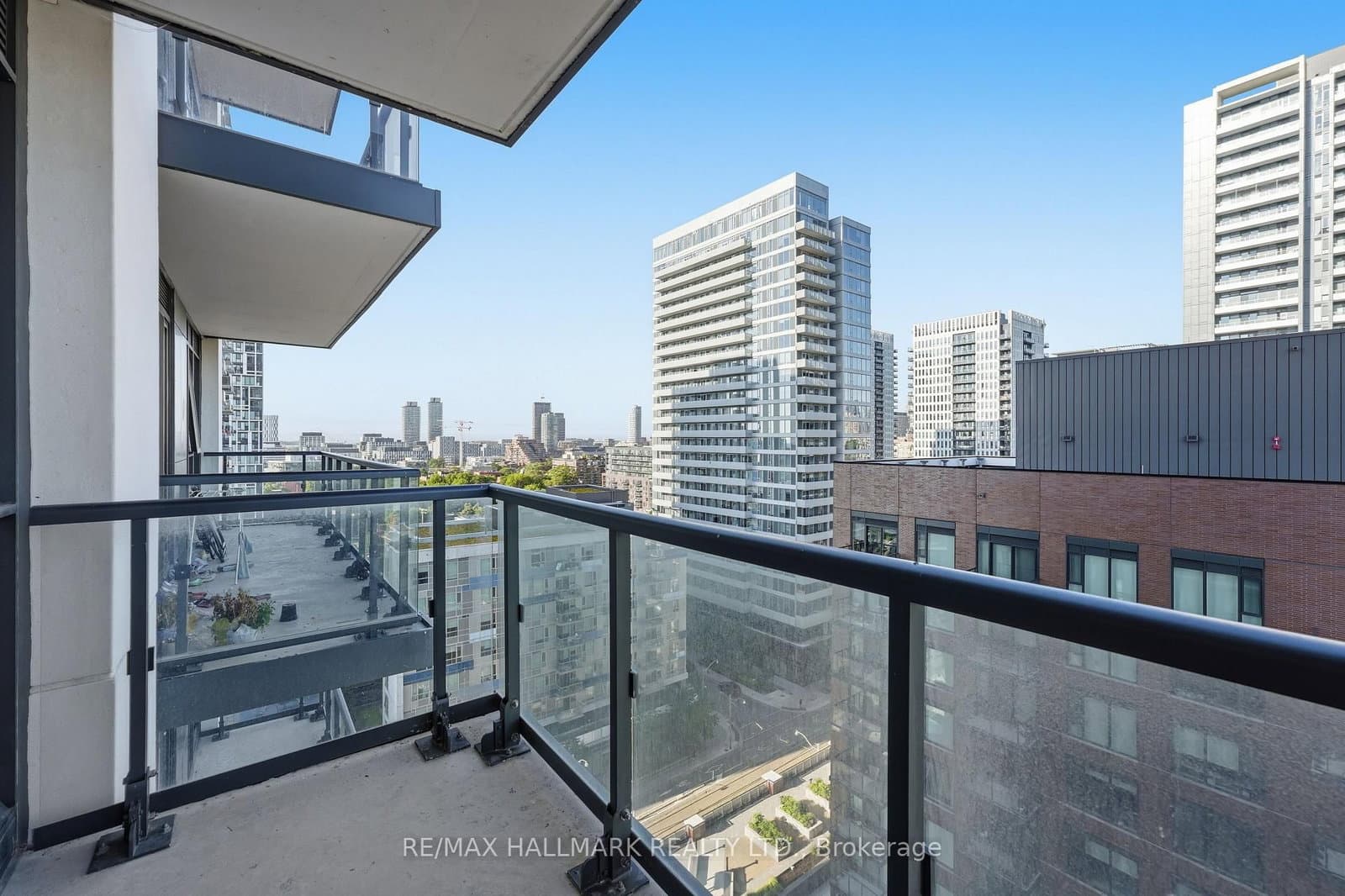 130 River Street, Unit 1306 thumbnail 12
