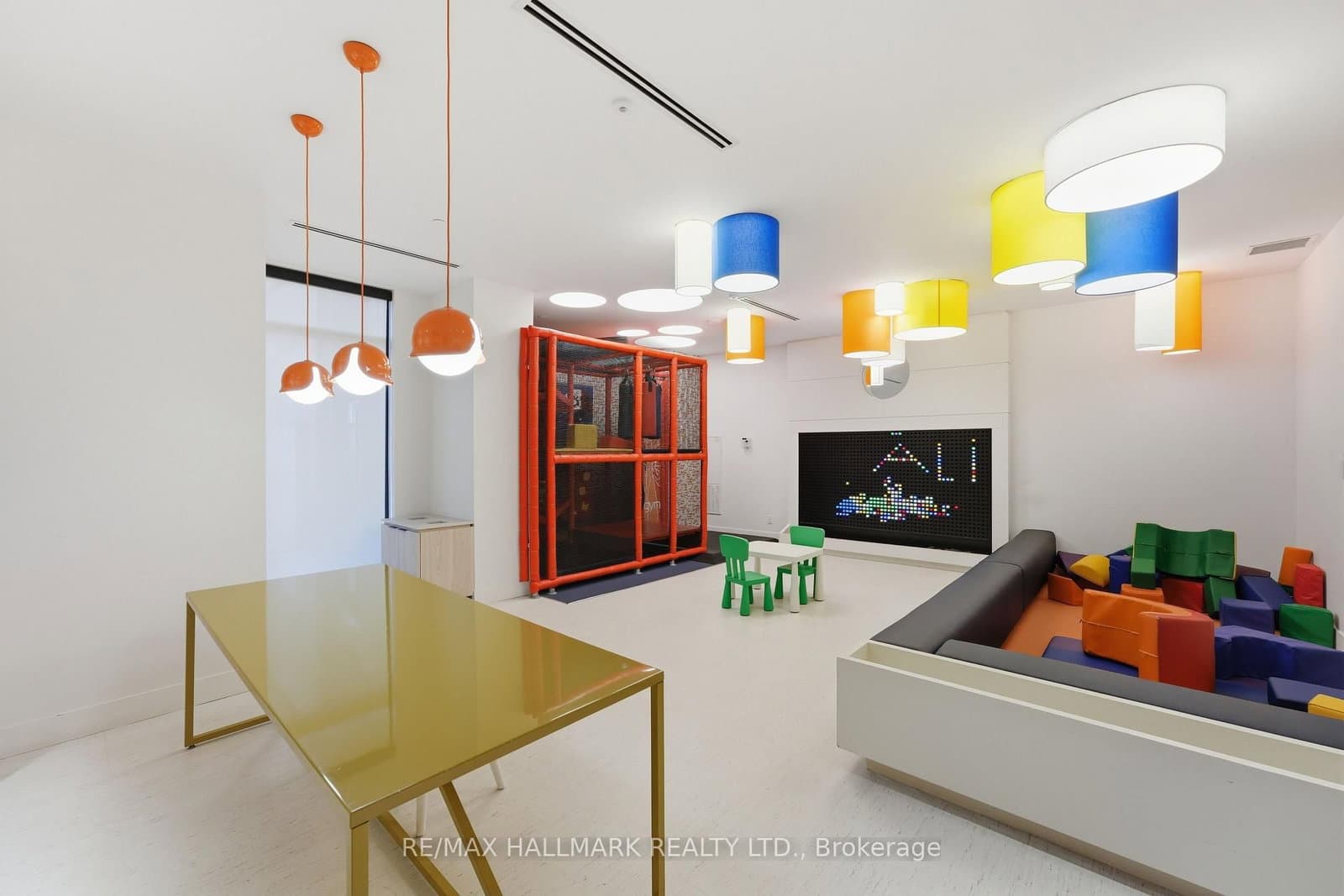 130 River Street, Unit 1306 thumbnail 25