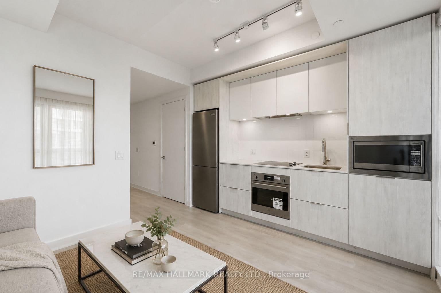 130 River Street, Unit 1306 thumbnail 5