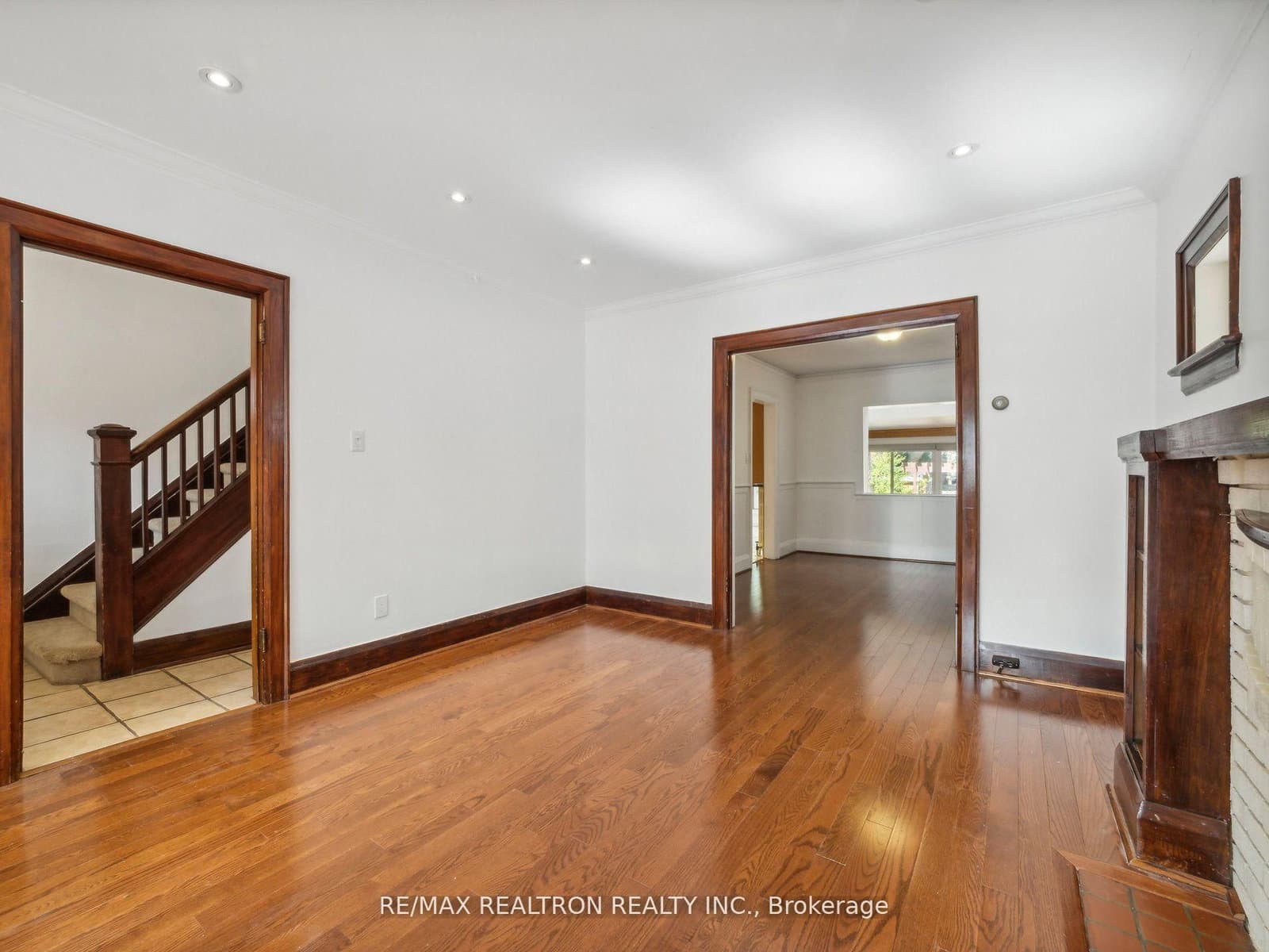 186 Wanless Avenue thumbnail 10