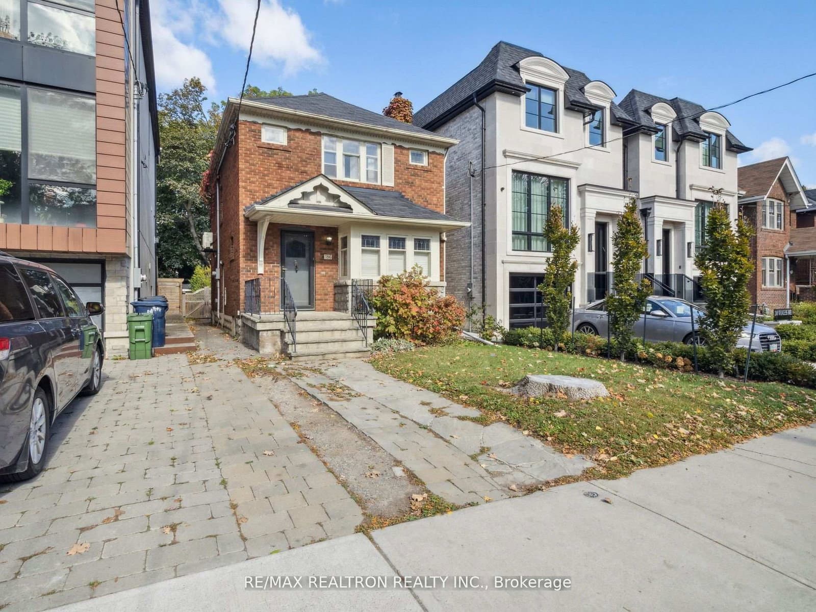 186 Wanless Avenue thumbnail 2