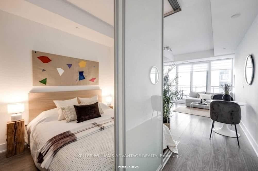 508 Wellington Street W, Unit 505 thumbnail 11