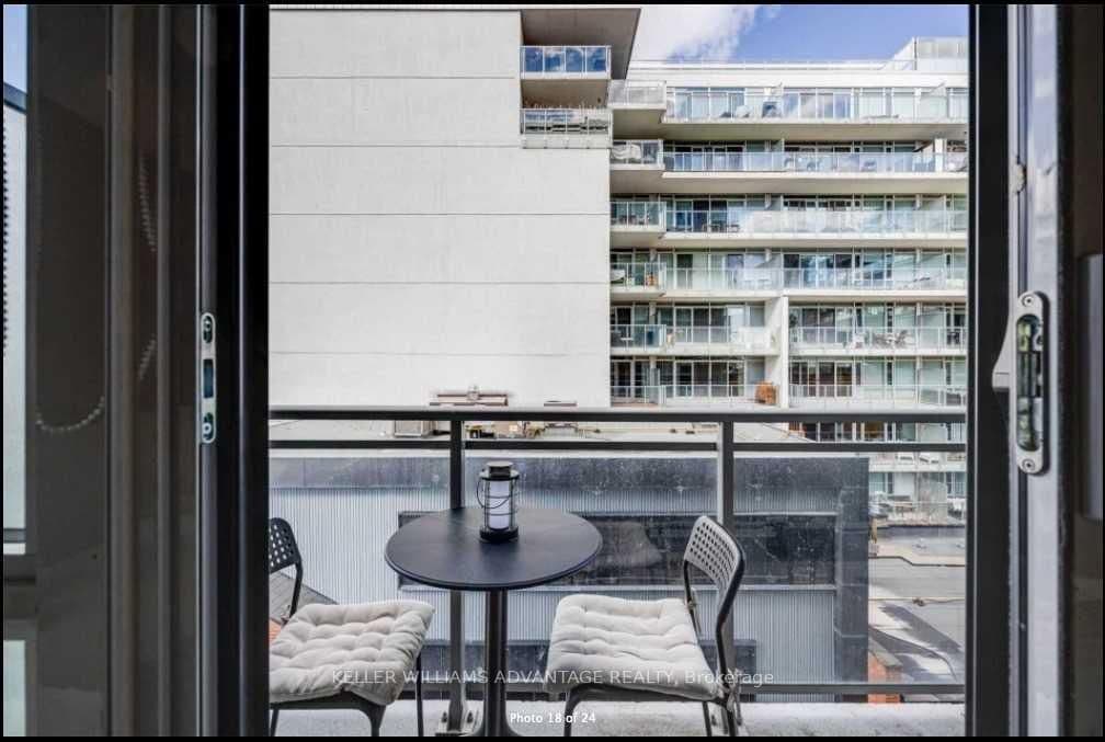 508 Wellington Street W, Unit 505 thumbnail 20
