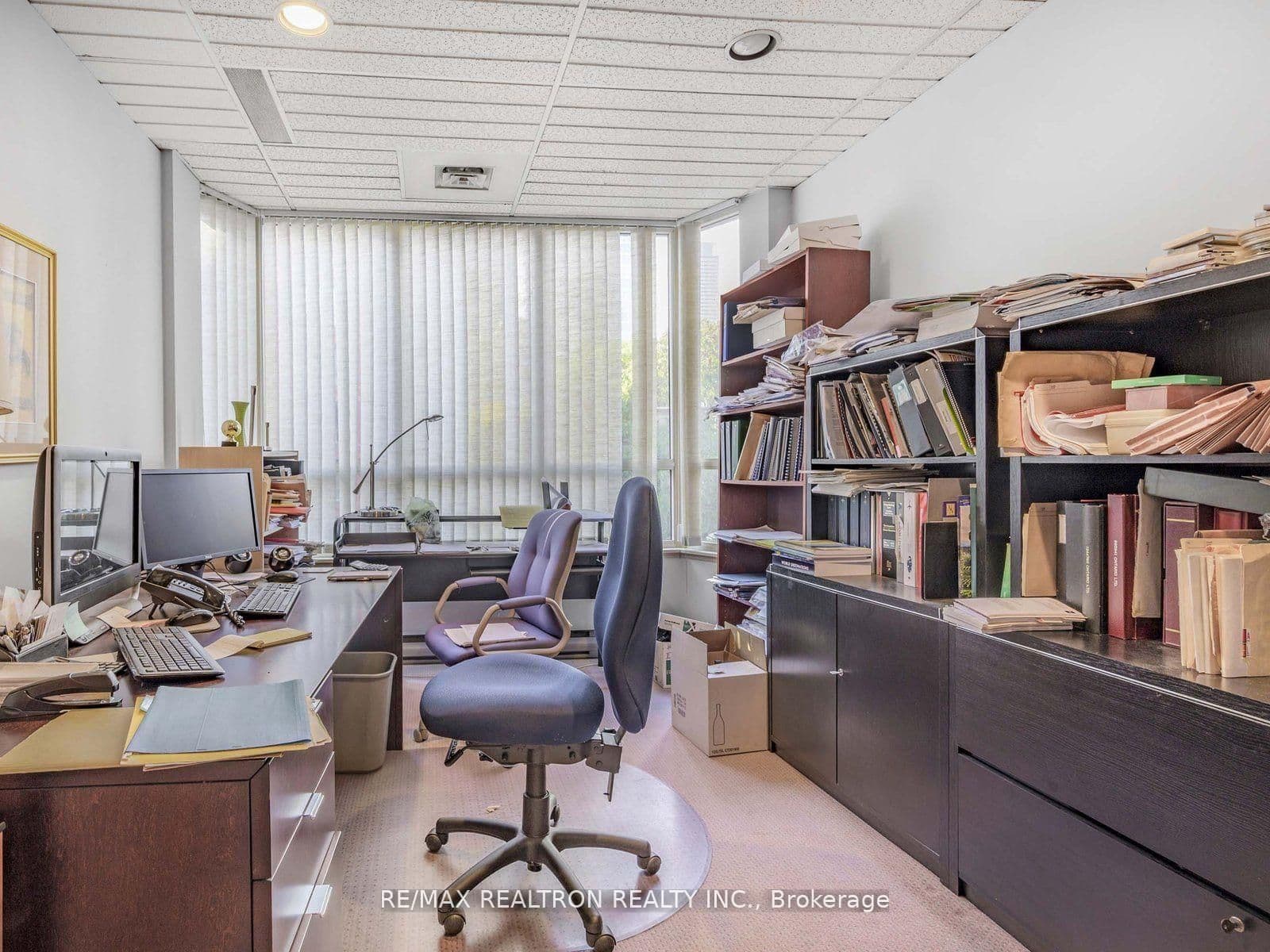 120 Carlton Street, Unit 404 thumbnail 10