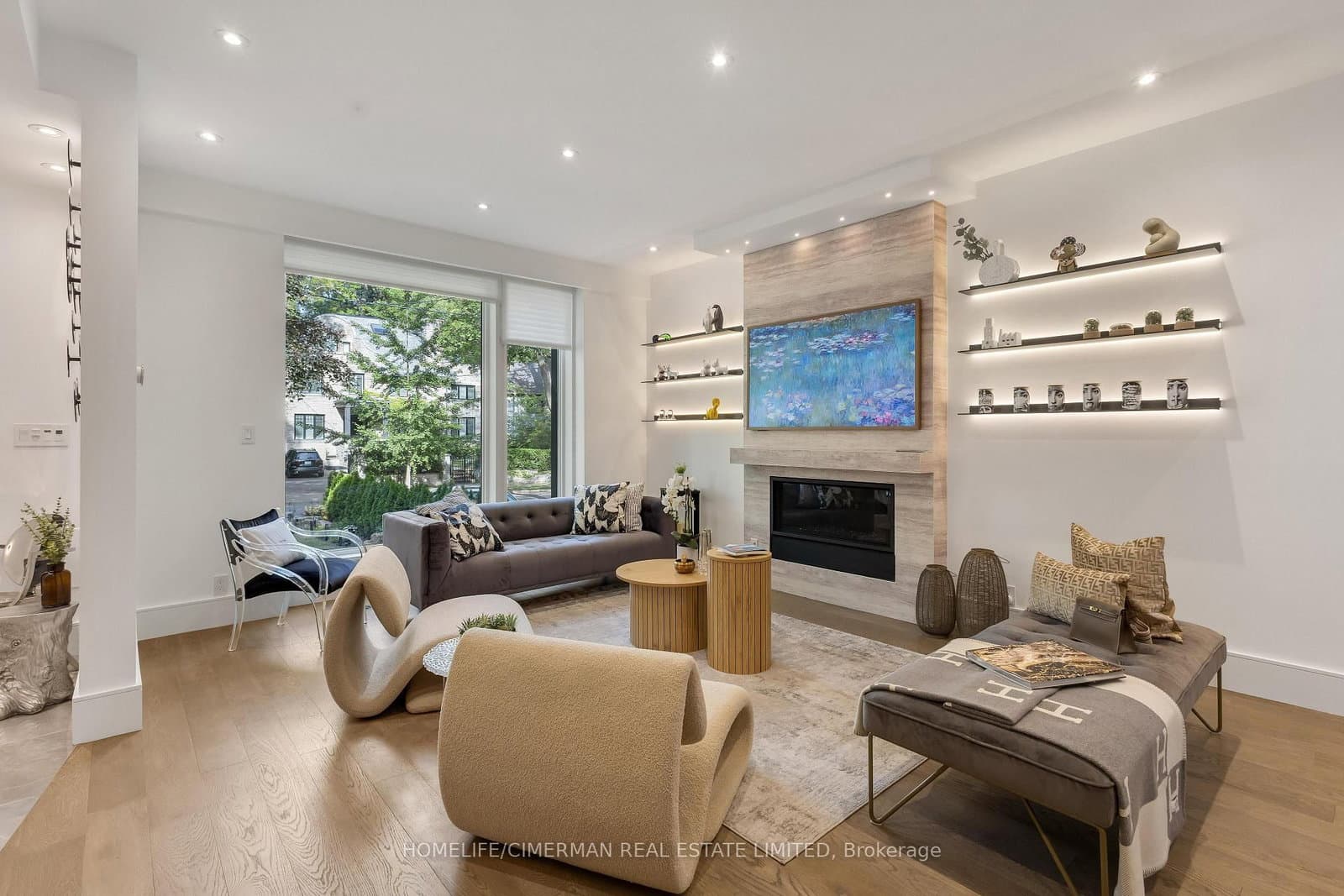 124 Lyndhurst Avenue thumbnail 2