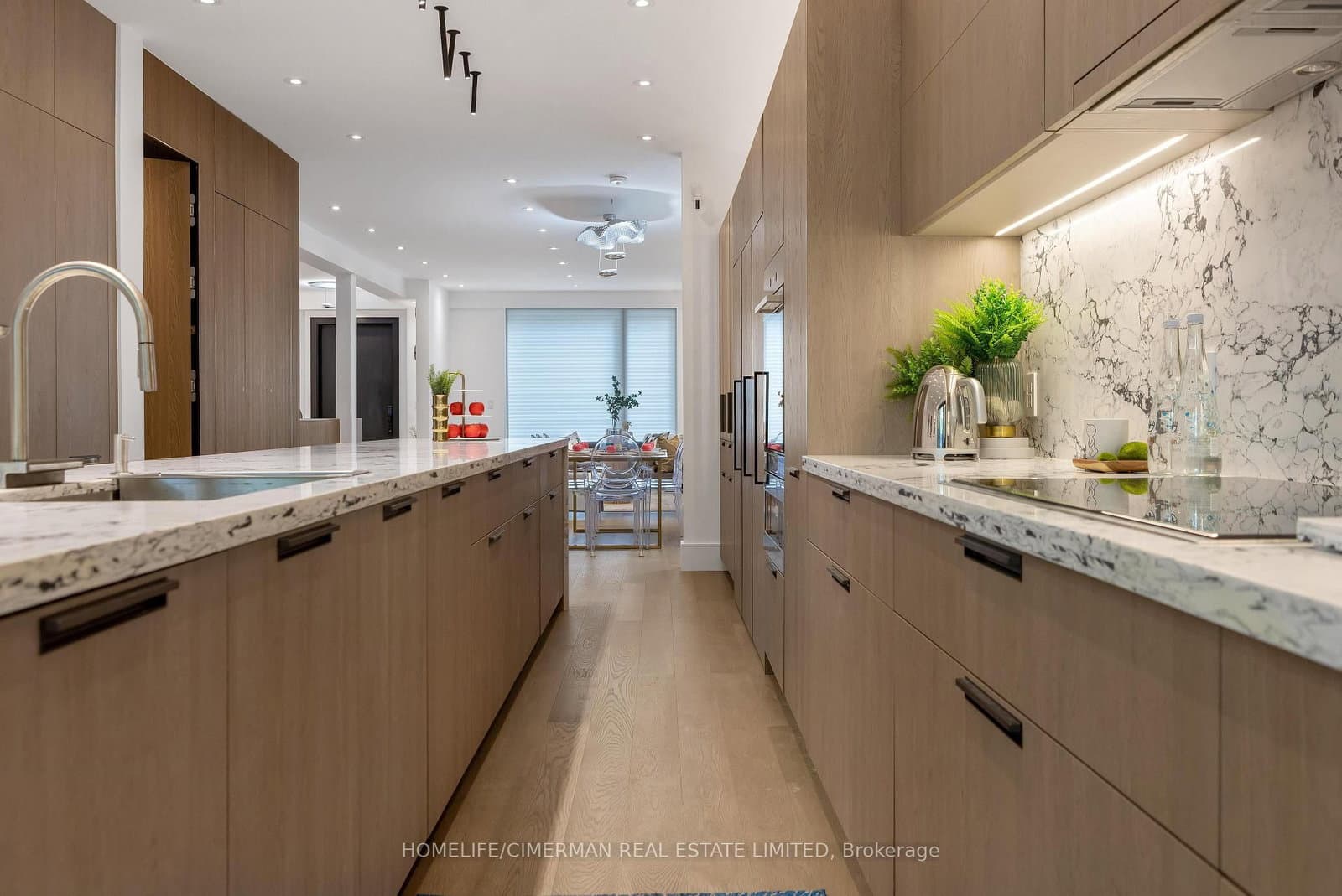 124 Lyndhurst Avenue thumbnail 4