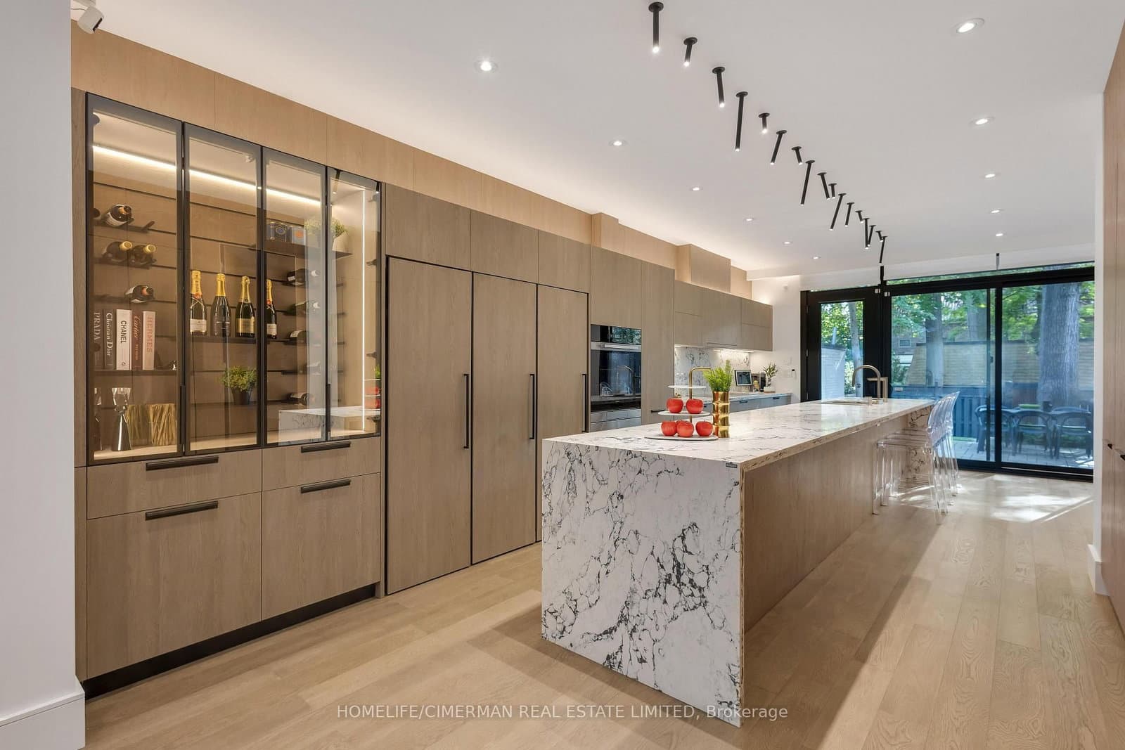 124 Lyndhurst Avenue thumbnail 9