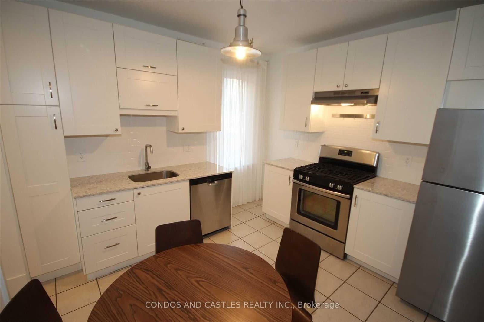 467 Richmond Street E, Unit 2 thumbnail 3