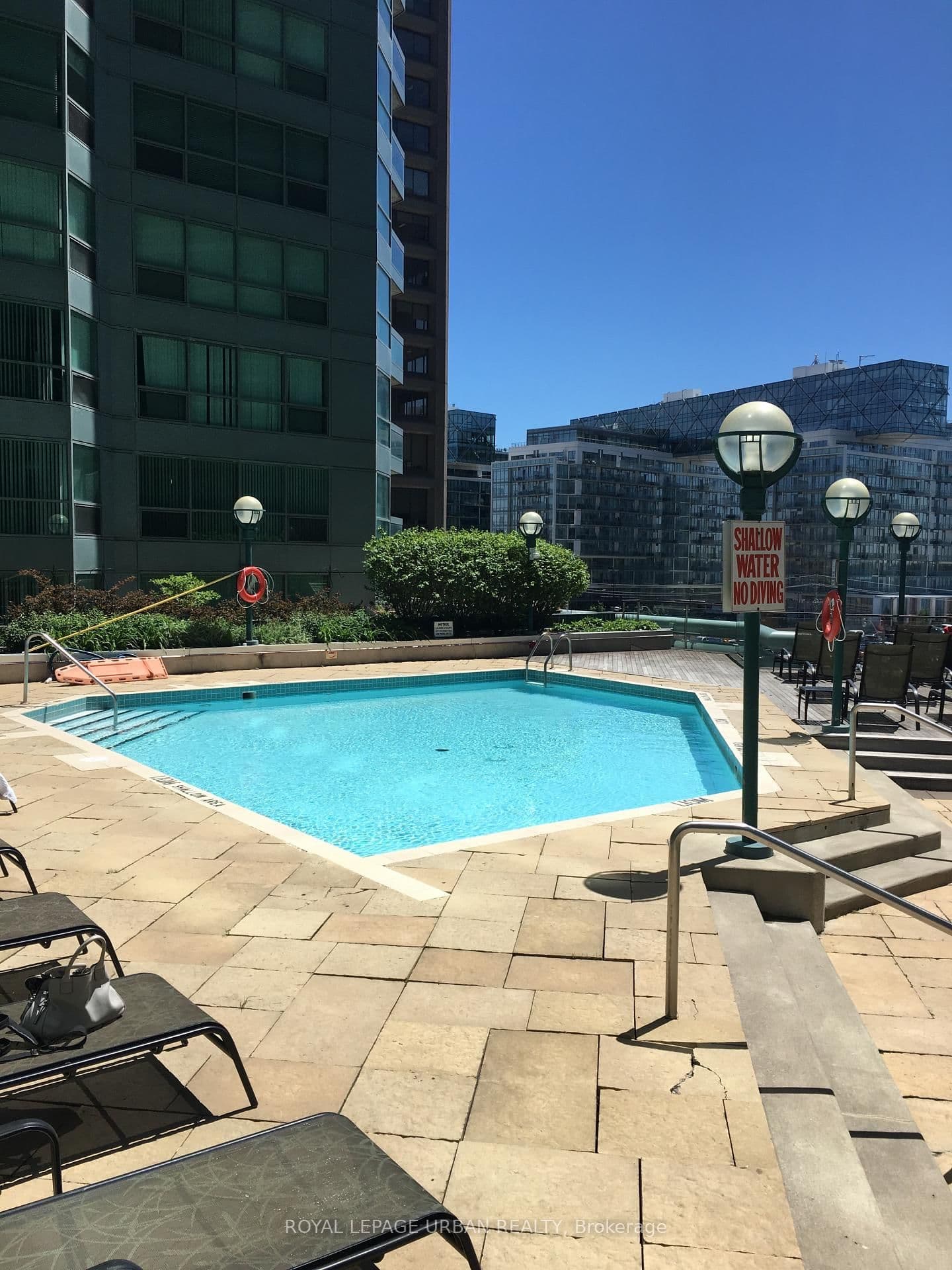 10 Yonge Street, Unit 2702 thumbnail 31