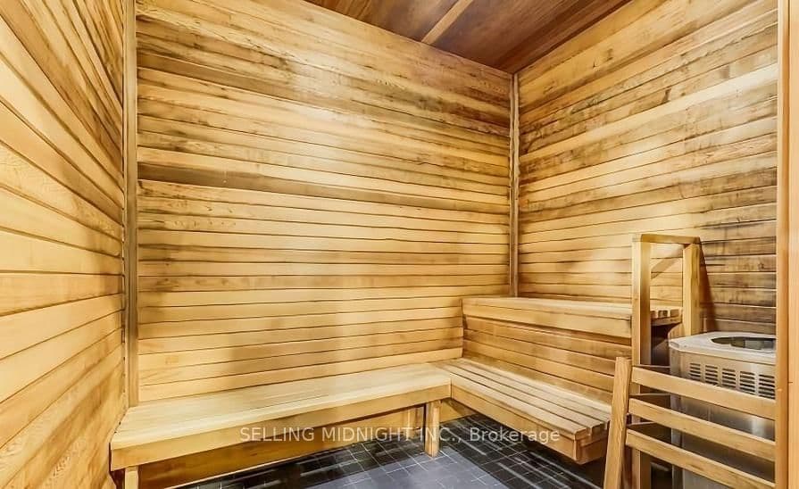 5162 Yonge Street, Unit PH301 thumbnail 20