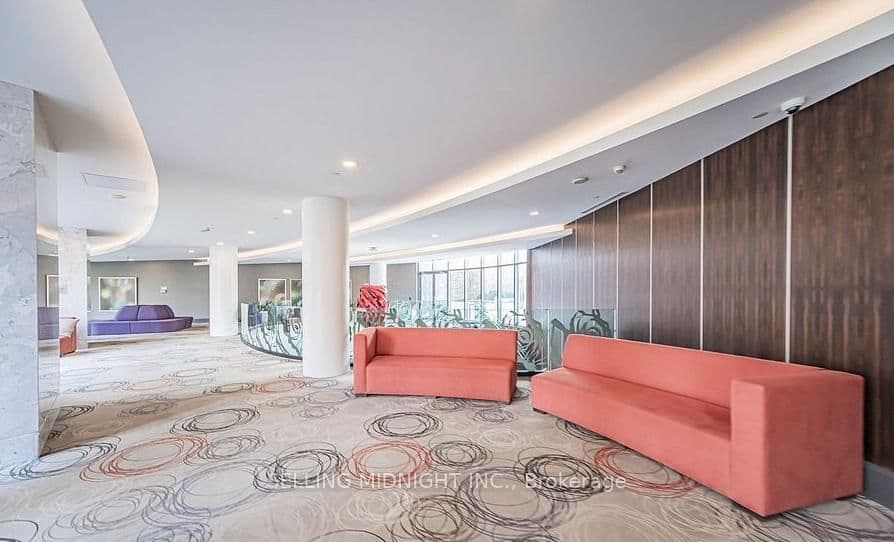 5162 Yonge Street, Unit PH301 thumbnail 28