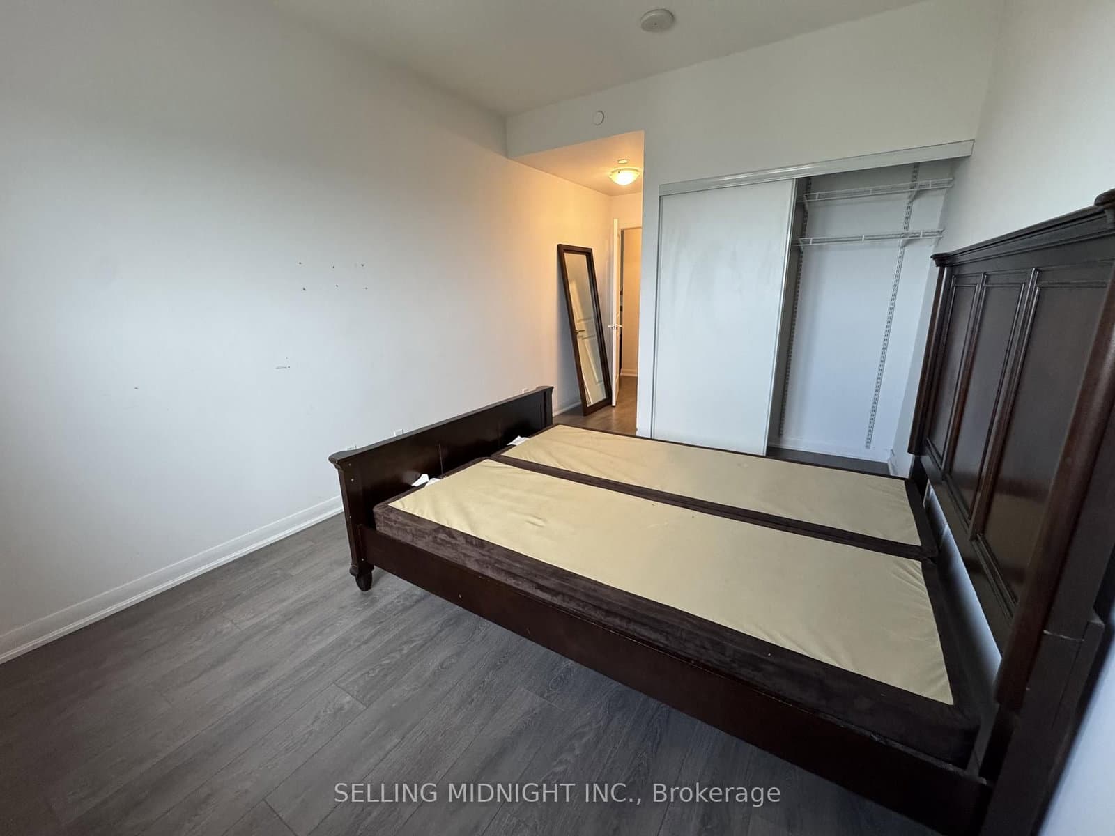 5162 Yonge Street, Unit PH301 thumbnail 9