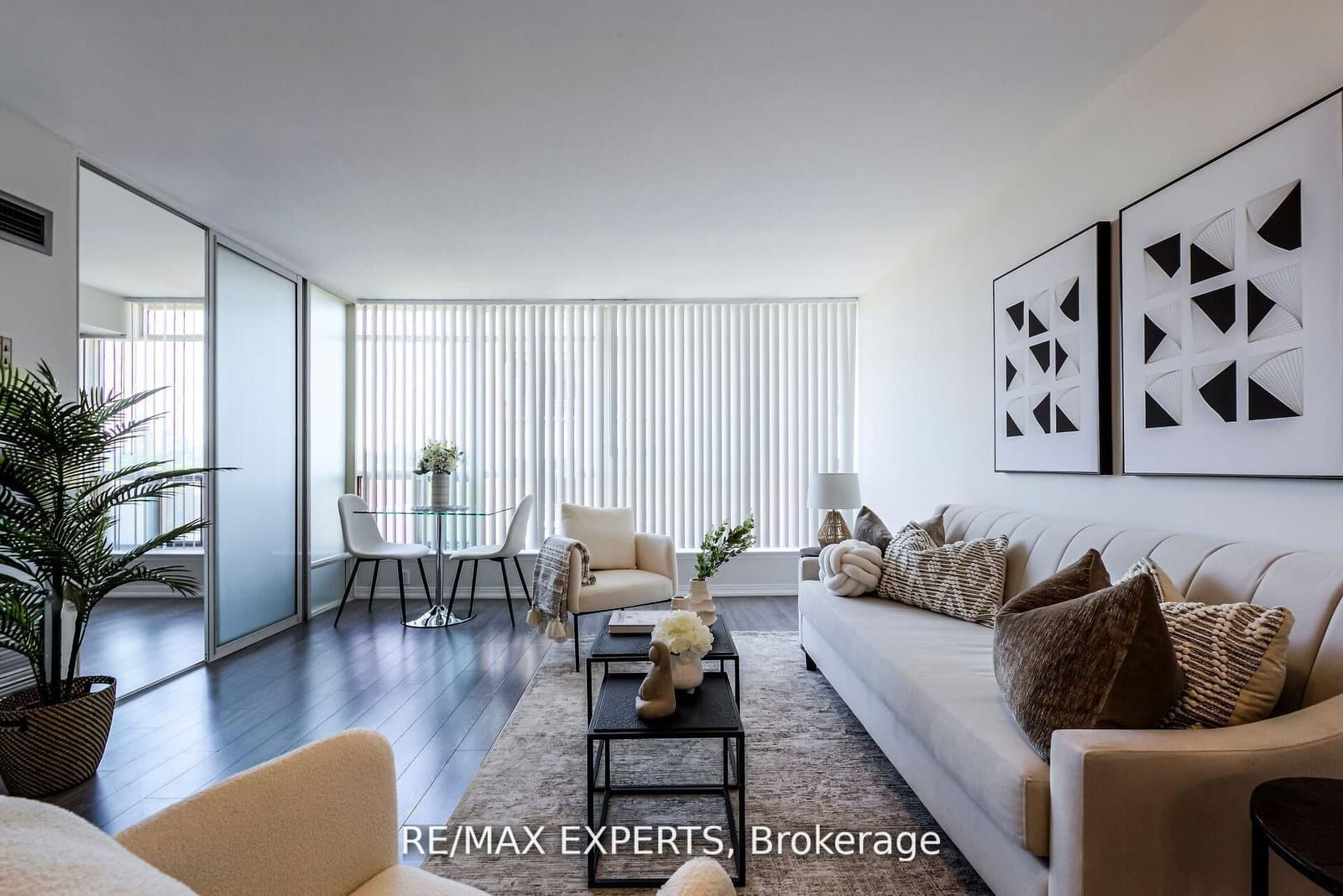 942 Yonge Street, Unit 1006 thumbnail 19