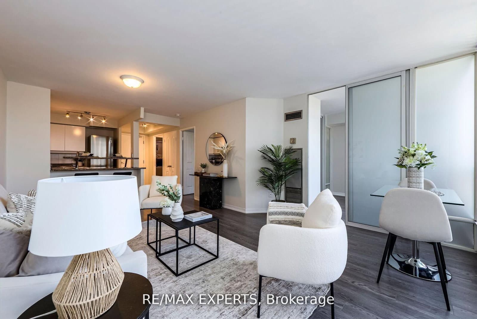 942 Yonge Street, Unit 1006 thumbnail 24
