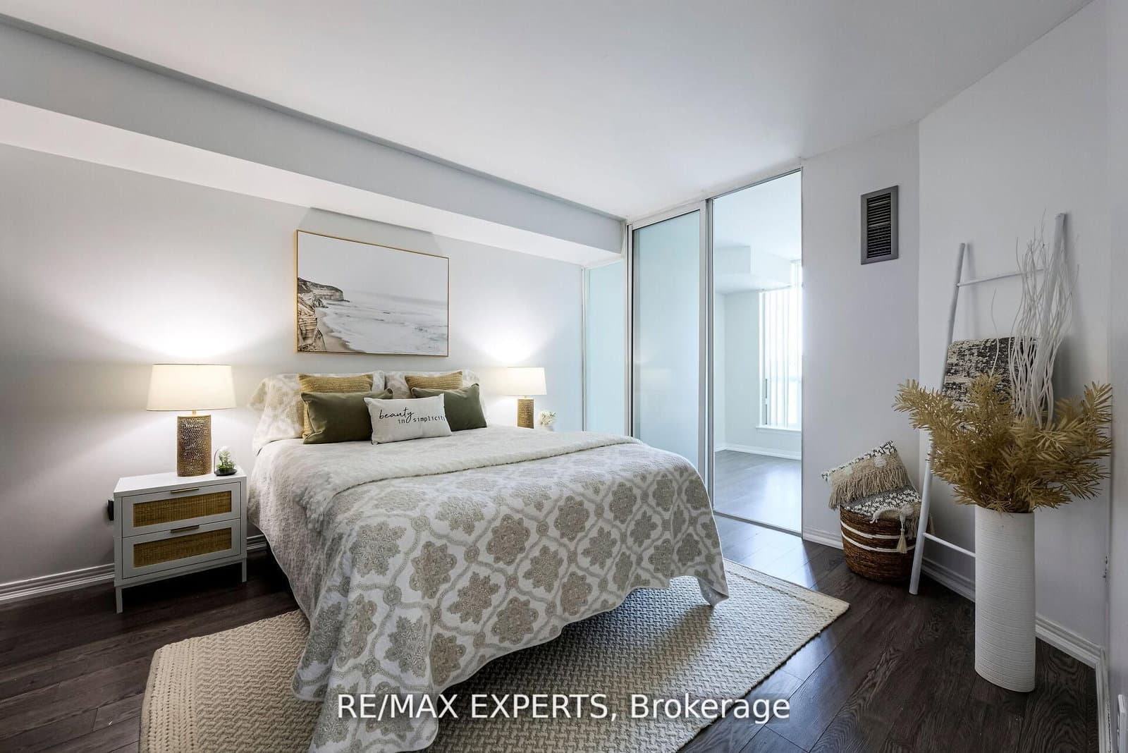 942 Yonge Street, Unit 1006 thumbnail 26
