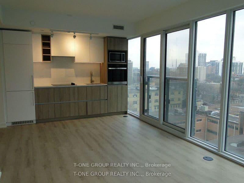 319 Jarvis Street, Unit 902 thumbnail 2