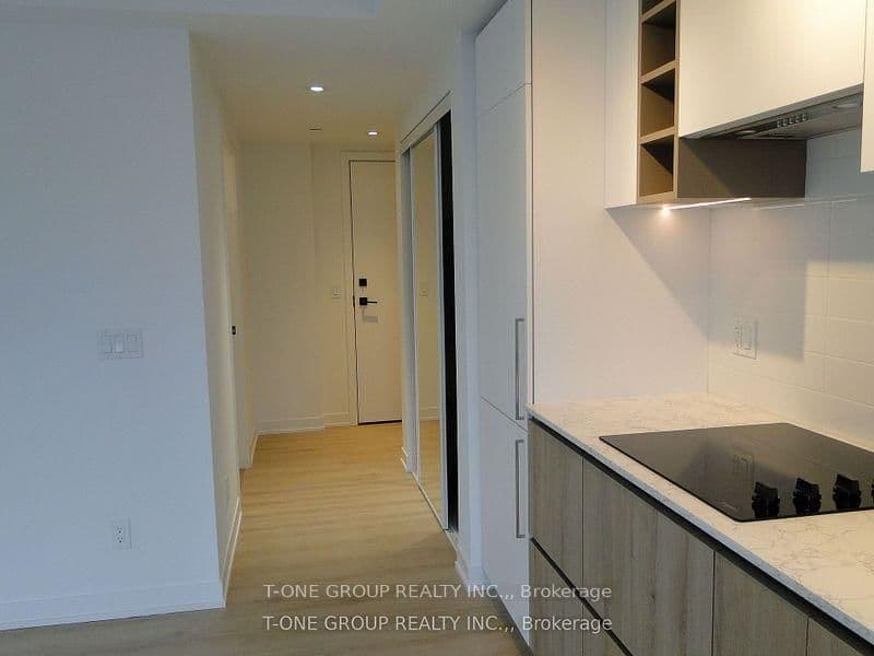 319 Jarvis Street, Unit 902 thumbnail 9