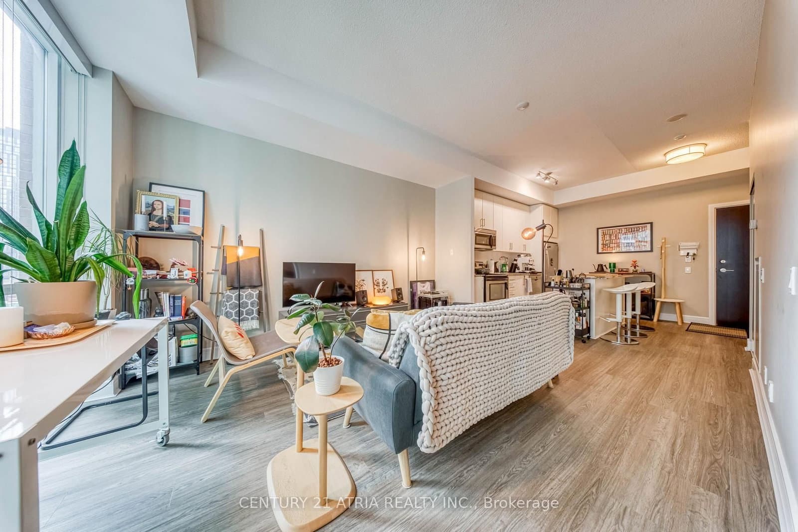 112 George Street, Unit S703 thumbnail 24