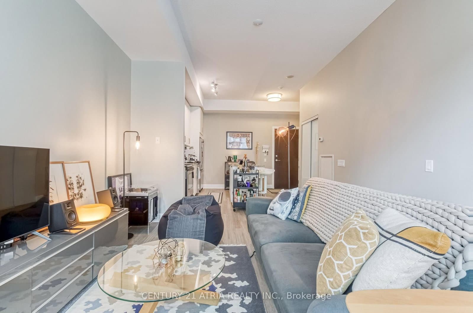 112 George Street, Unit S703 thumbnail 25