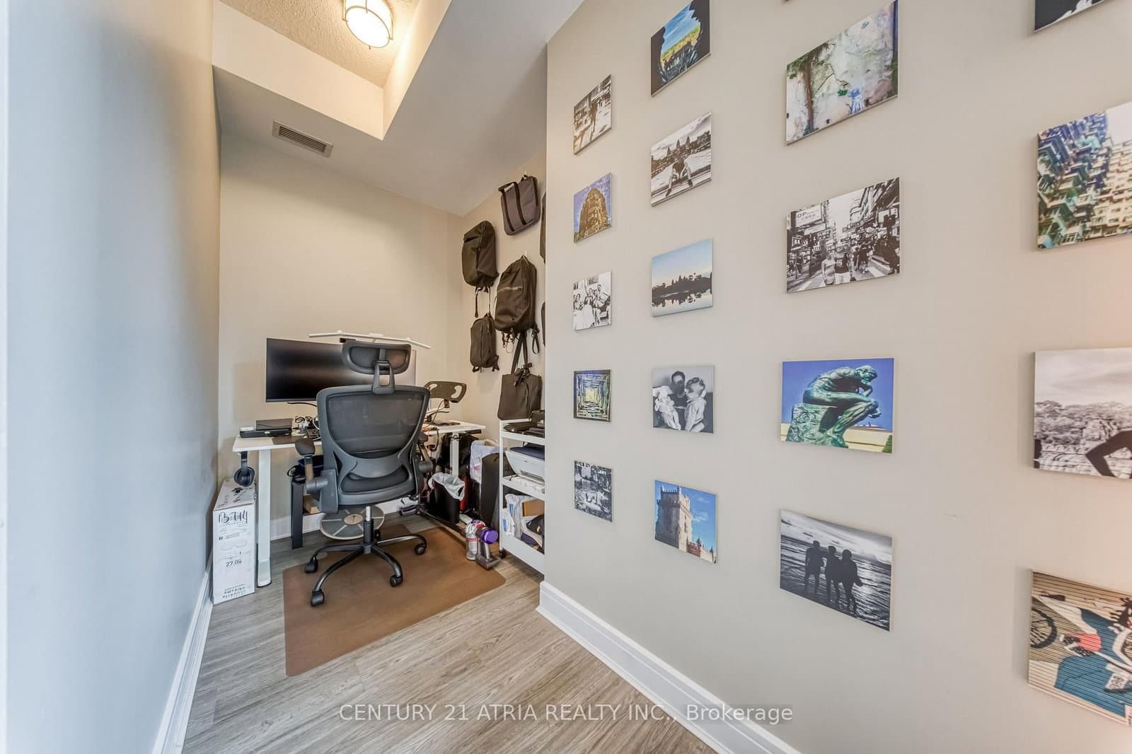 112 George Street, Unit S703 thumbnail 31