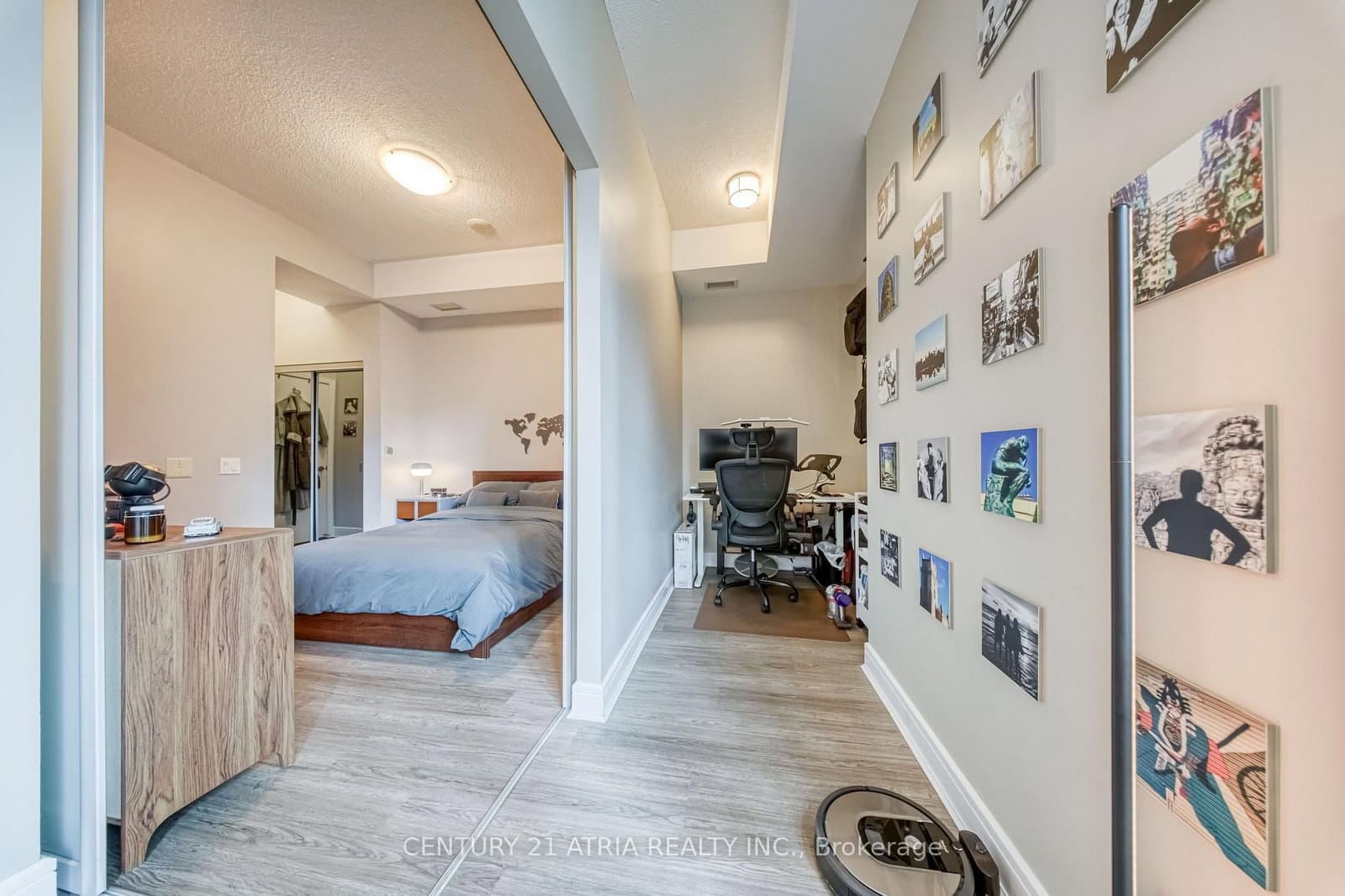 112 George Street, Unit S703 thumbnail 32