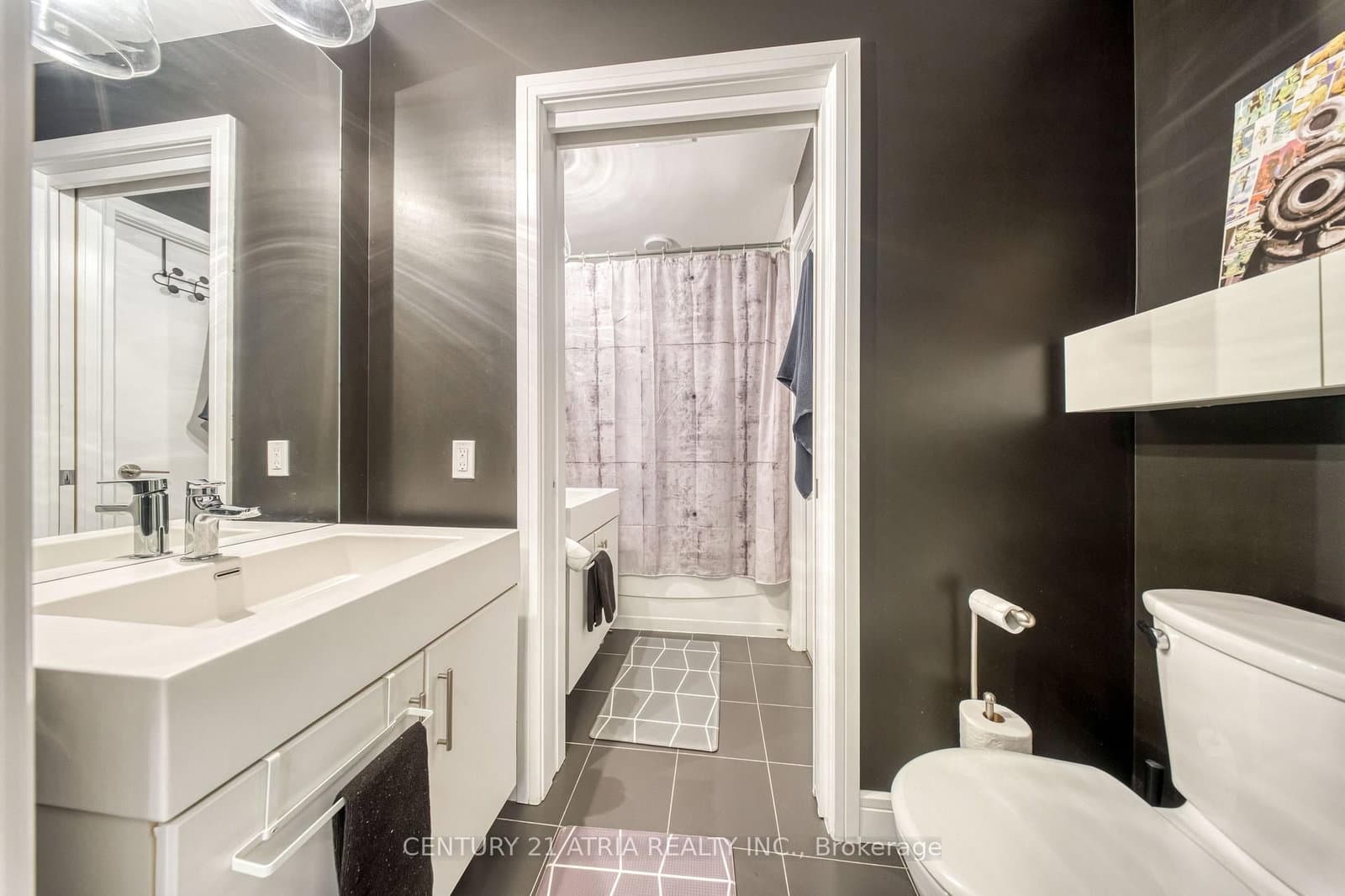 112 George Street, Unit S703 thumbnail 33