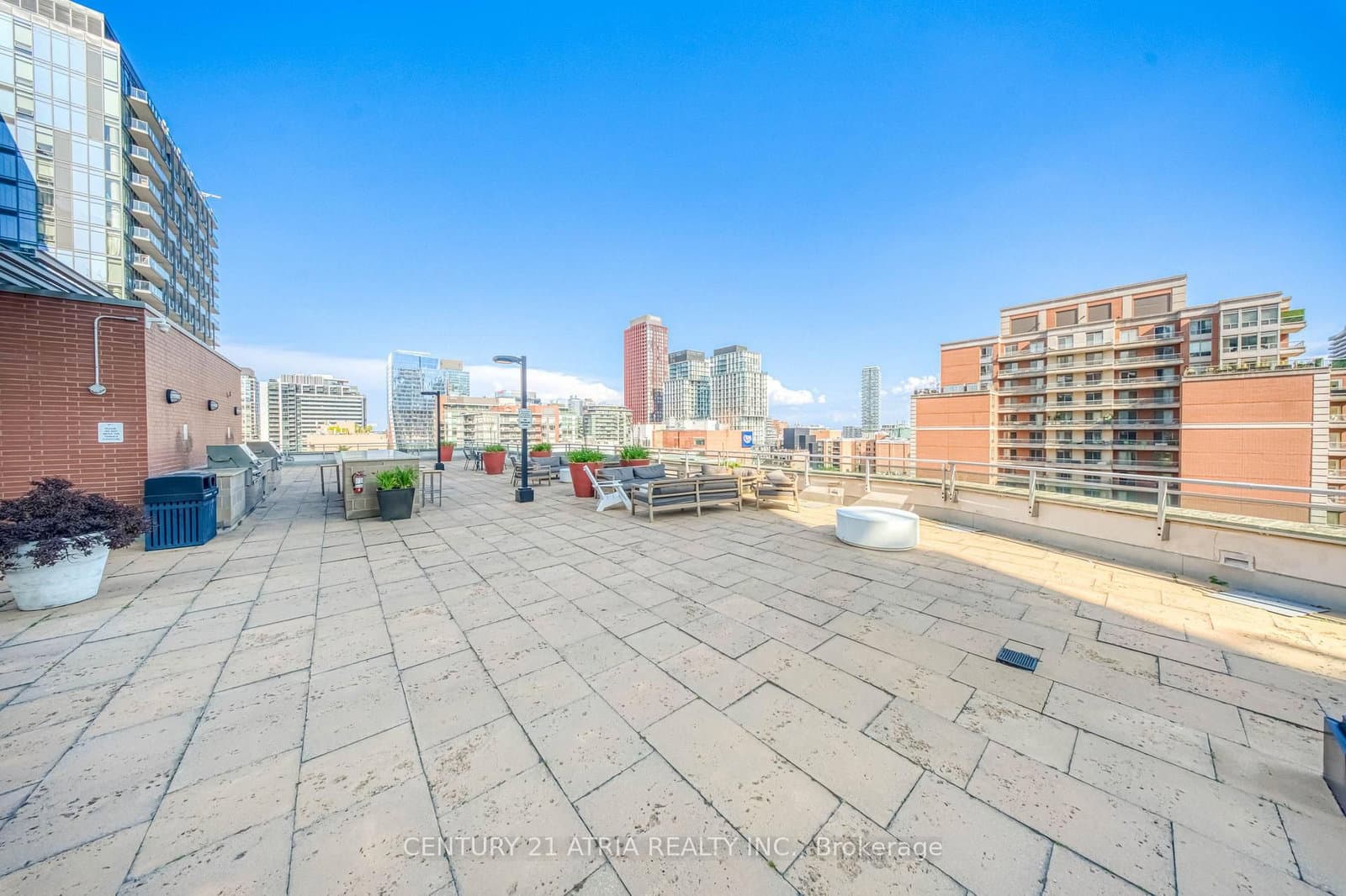 112 George Street, Unit S703 thumbnail 42