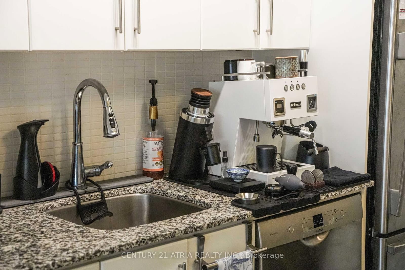 112 George Street, Unit S703 thumbnail 9
