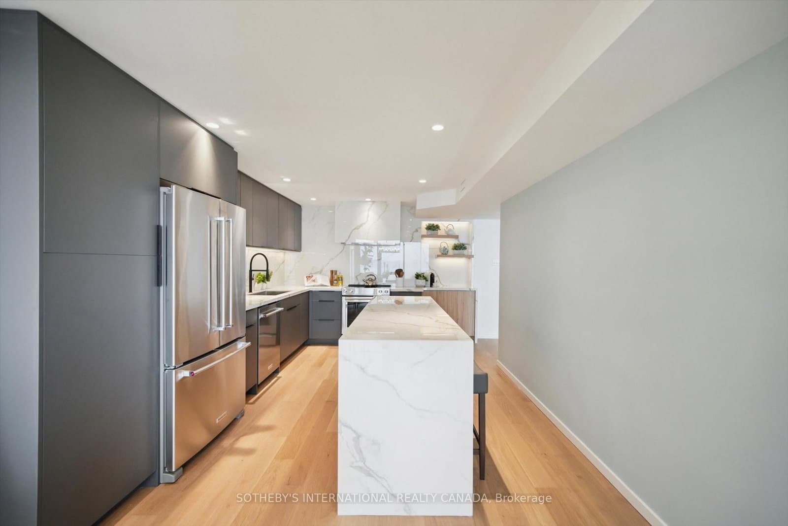 65 Harbour Square, Unit 1110 thumbnail 10