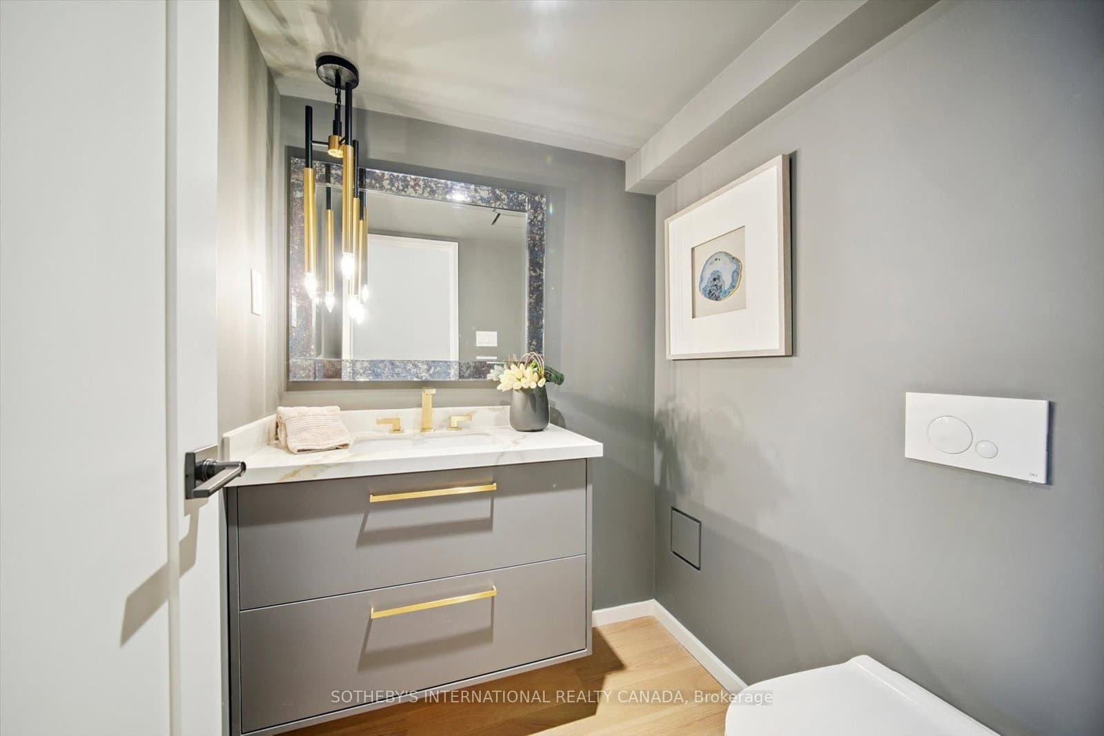 65 Harbour Square, Unit 1110 thumbnail 19
