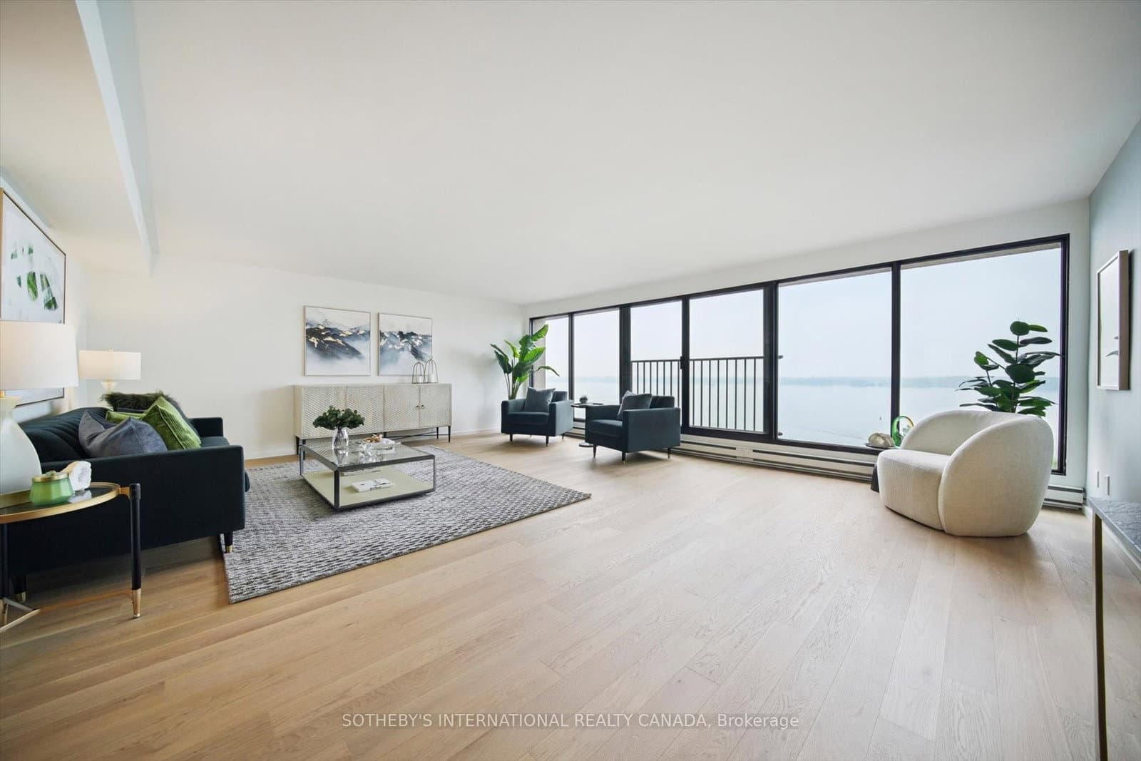 65 Harbour Square, Unit 1110 thumbnail 4