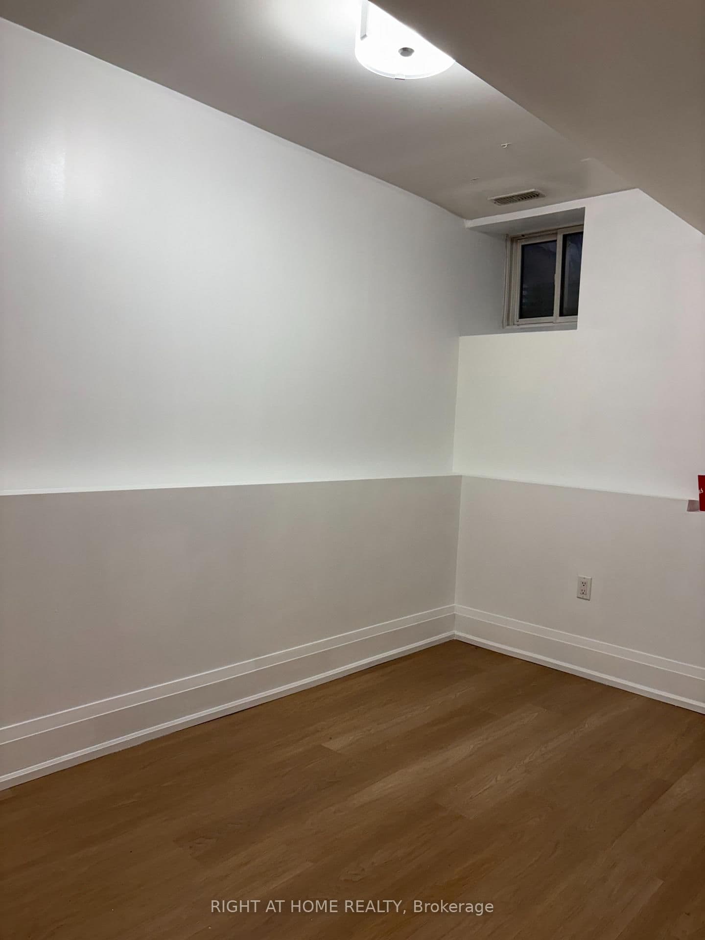 186 Mutual Street, Unit Main thumbnail 5