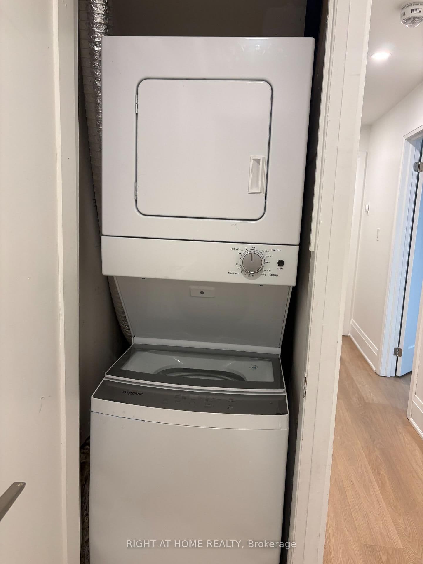 186 Mutual Street, Unit Main thumbnail 8