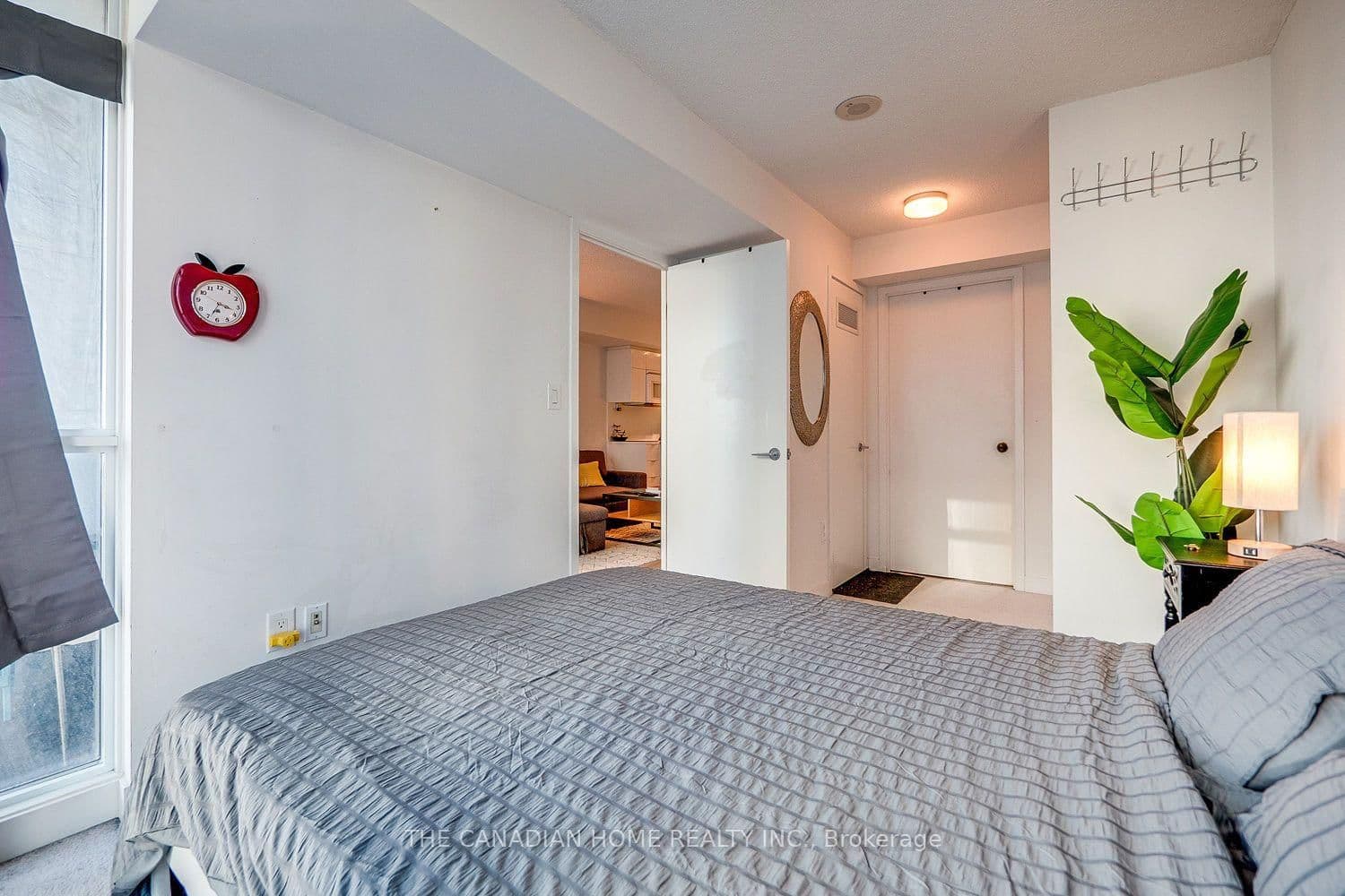 21 Iceboat Terrace, Unit 1605 thumbnail 15