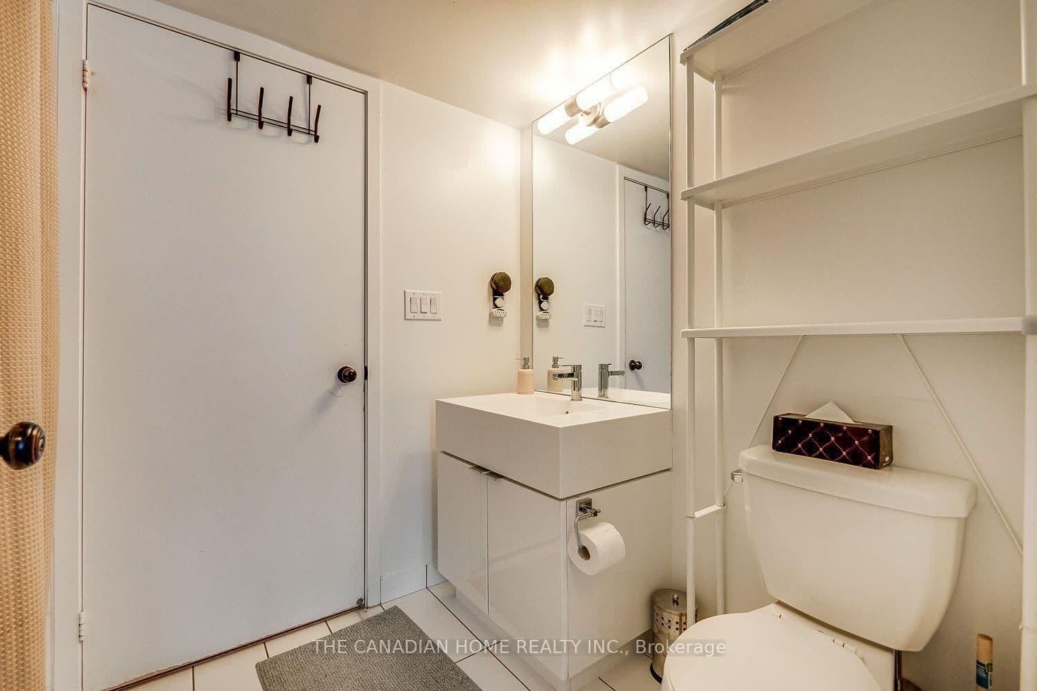 21 Iceboat Terrace, Unit 1605 thumbnail 17