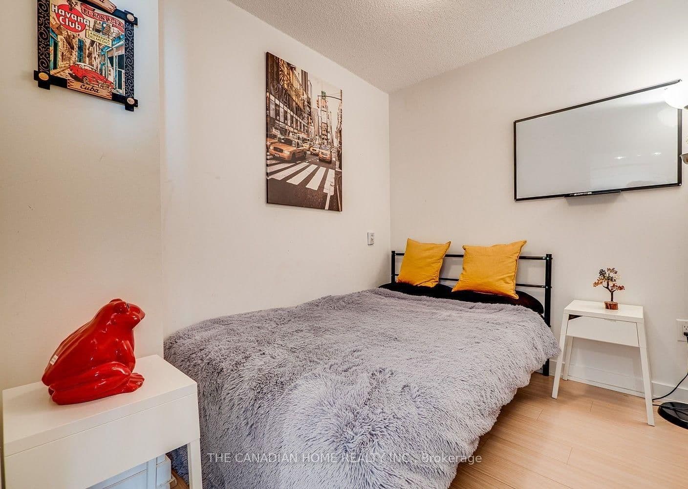21 Iceboat Terrace, Unit 1605 thumbnail 21