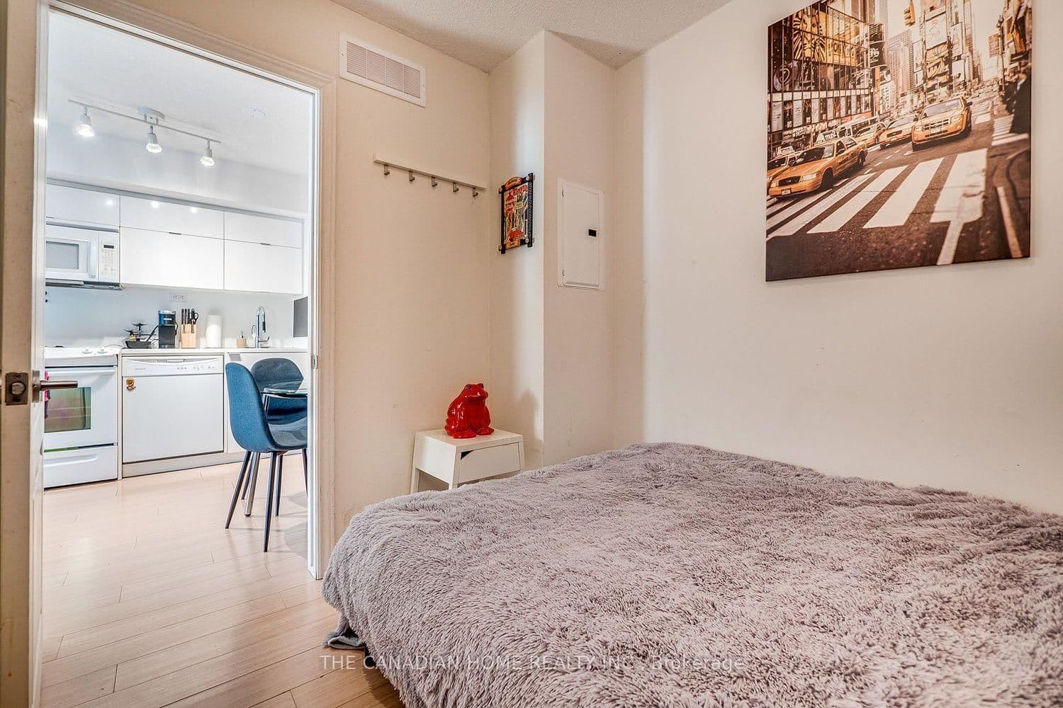 21 Iceboat Terrace, Unit 1605 thumbnail 22
