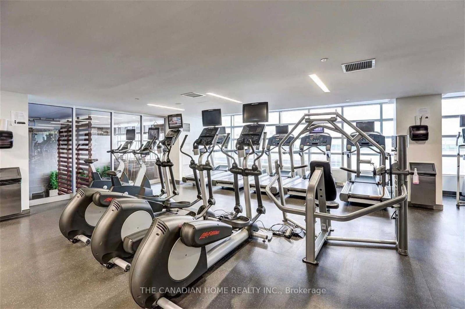 21 Iceboat Terrace, Unit 1605 thumbnail 27