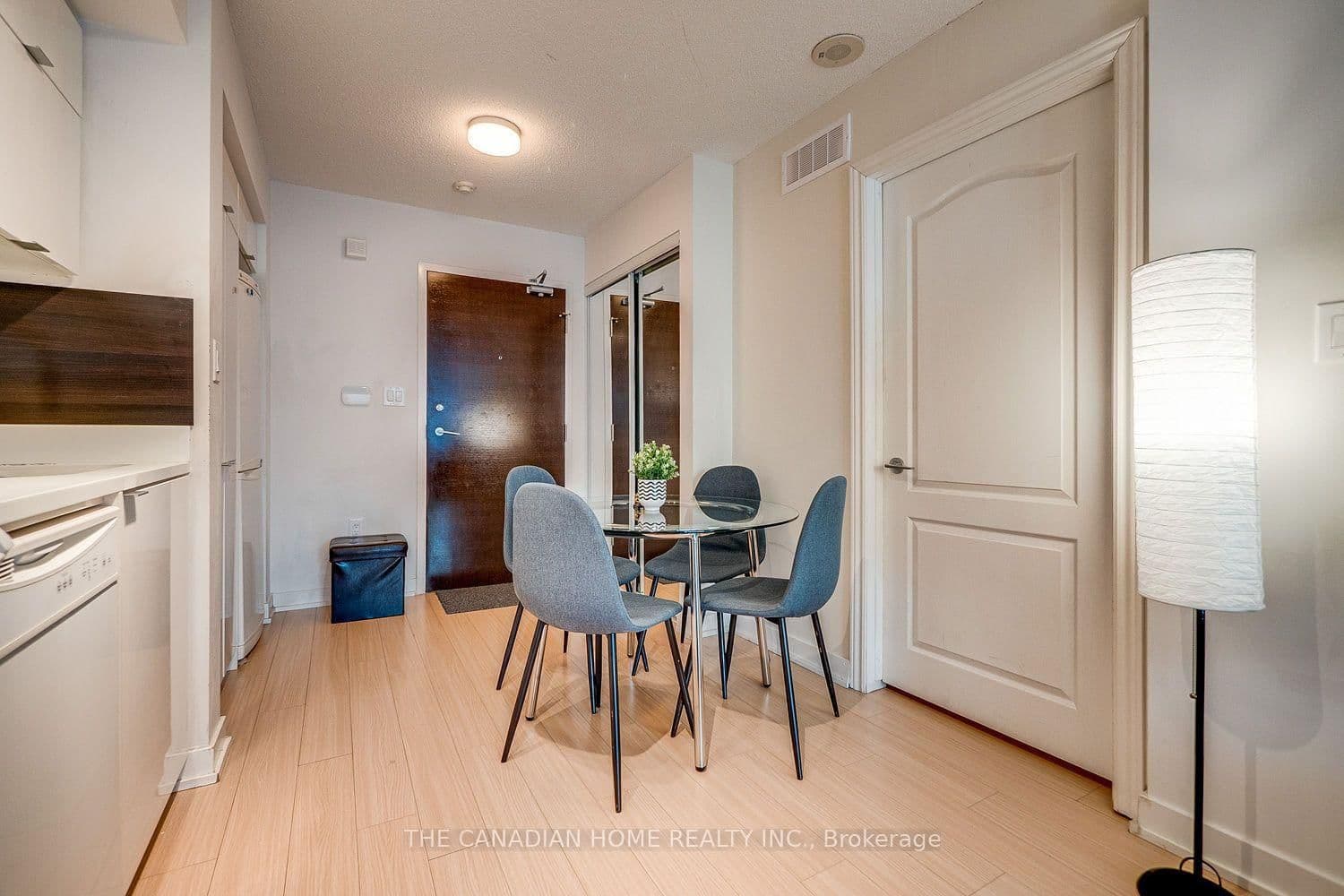 21 Iceboat Terrace, Unit 1605 thumbnail 34