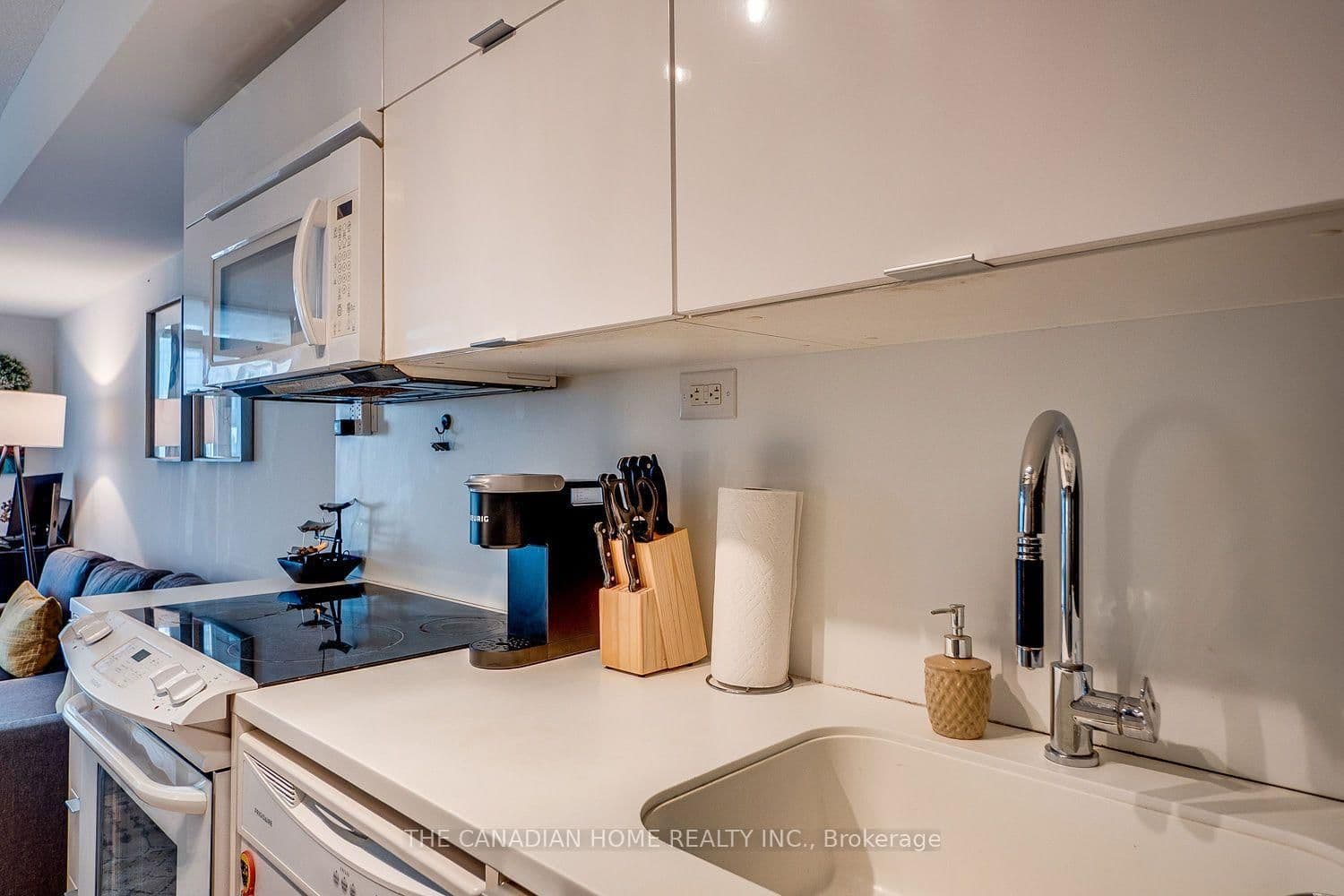 21 Iceboat Terrace, Unit 1605 thumbnail 36