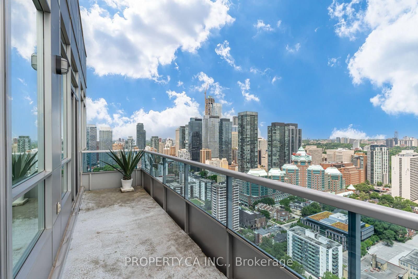 500 Sherbourne Street, Unit 3404 thumbnail 29