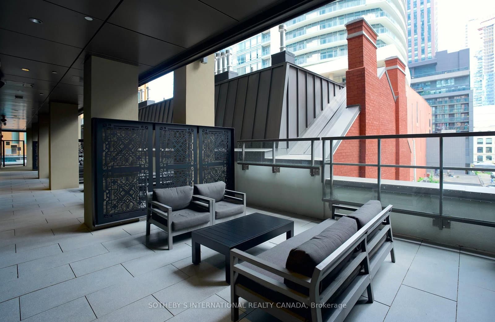 8 Widmer Street, Unit 3209 thumbnail 11