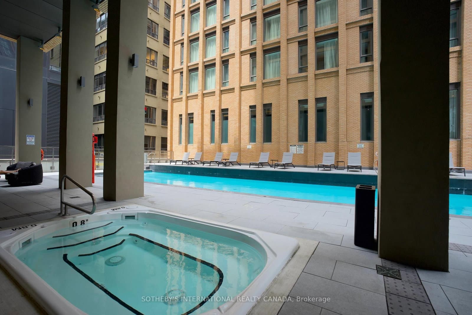 8 Widmer Street, Unit 3209 thumbnail 15