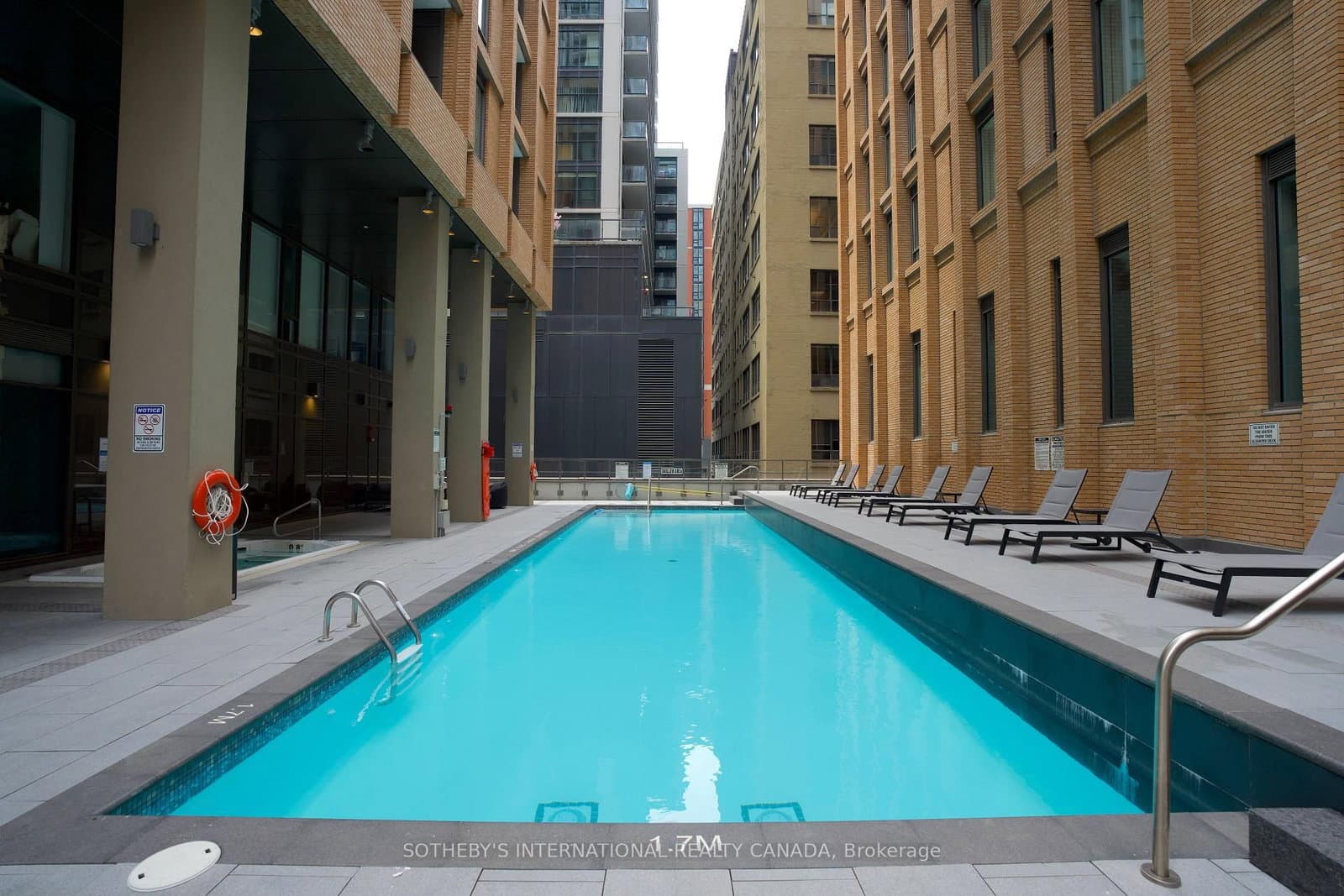 8 Widmer Street, Unit 3209 thumbnail 16