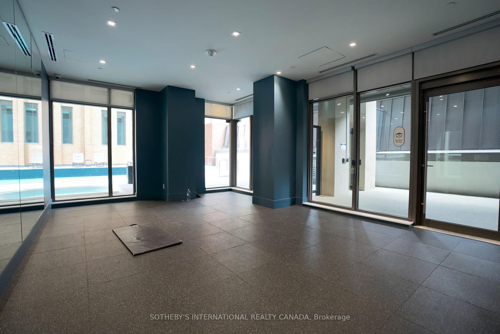 8 Widmer Street, Unit 3209 thumbnail 7