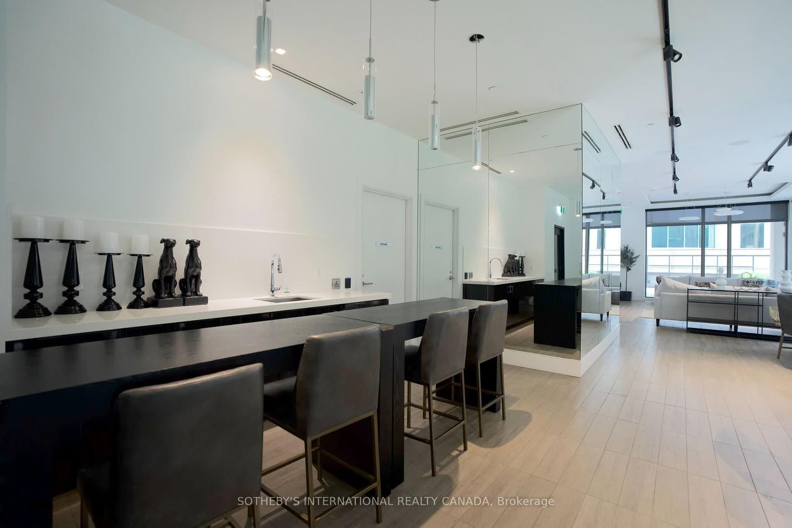 8 Widmer Street, Unit 3209 thumbnail 9