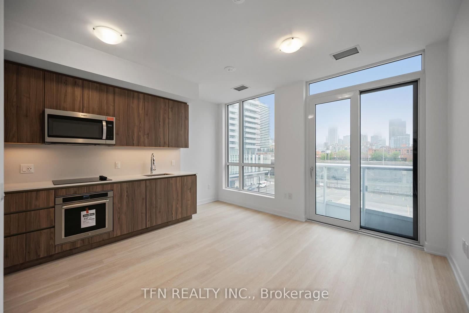 15 Richardson Street, Unit 504