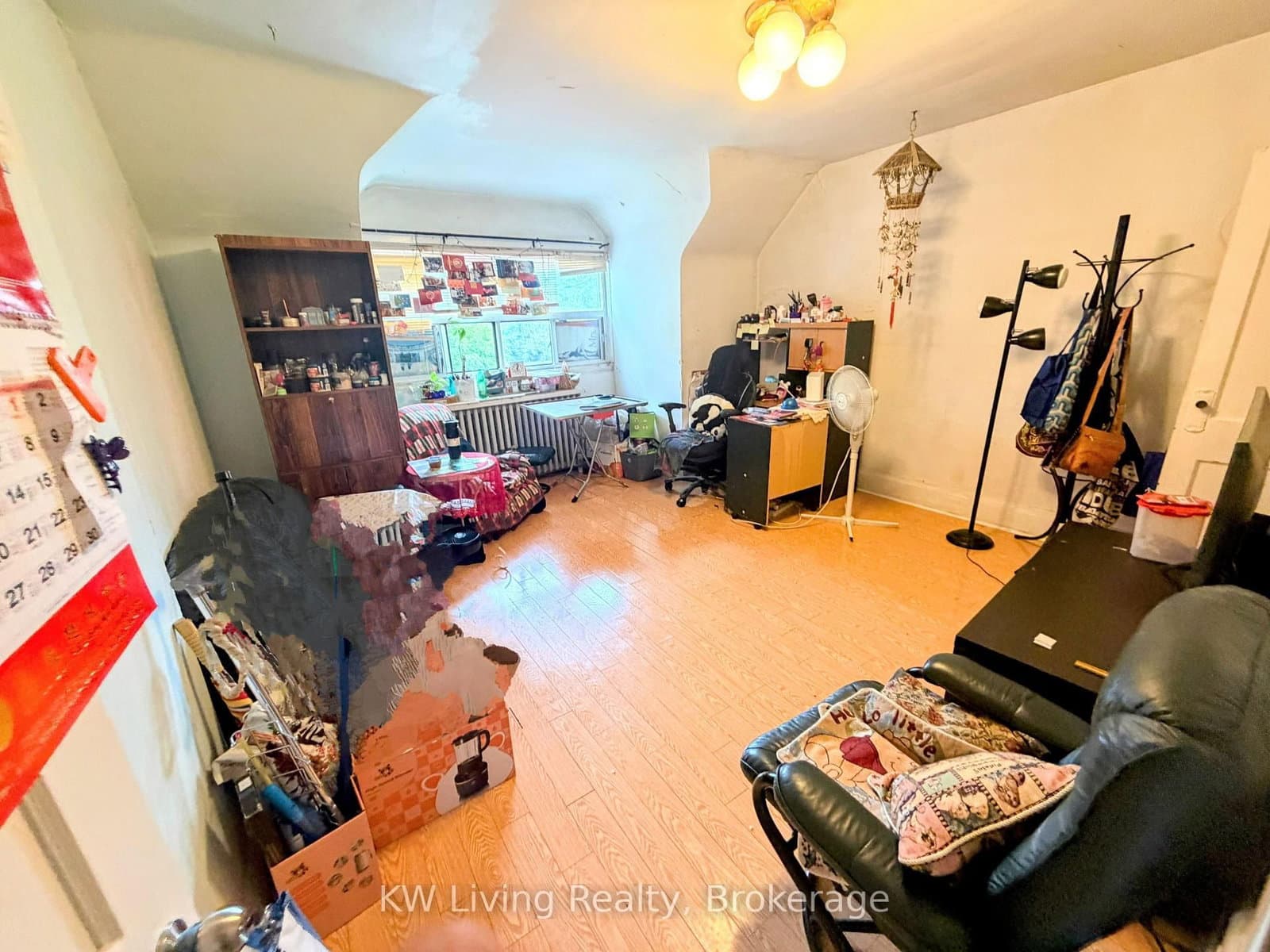 636 Clinton Street thumbnail 12