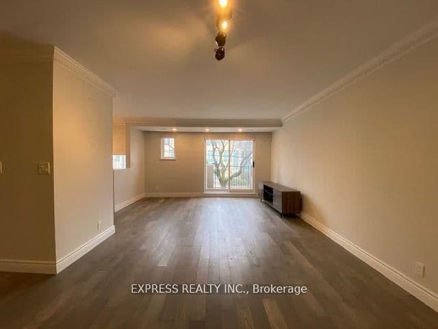 28 Sommerset Way, Unit 1639 thumbnail 3