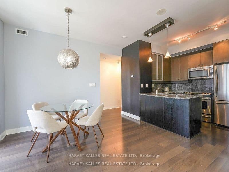 18 Yorkville Avenue, Unit 1305 thumbnail 10